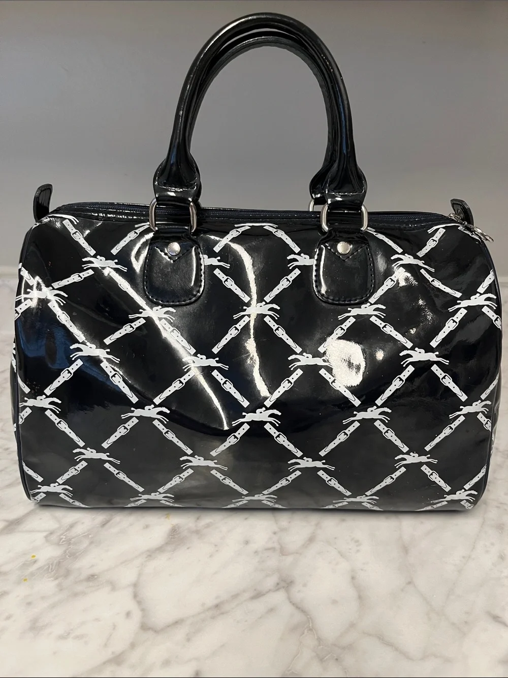 Longchamp Blue Patent Leather Satchel with White Chain-Link Pattern - Picture 3 of 9
